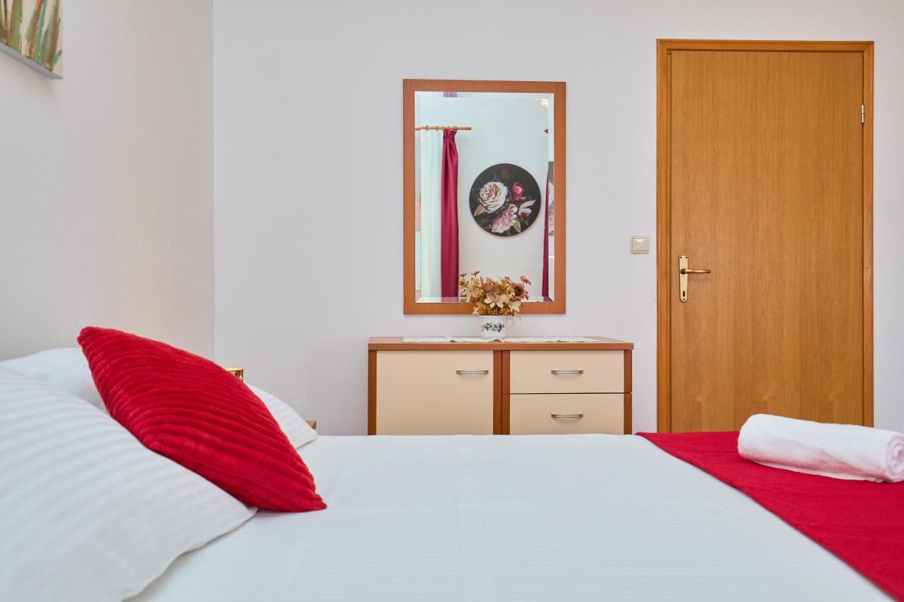 Apartman Ani Mlini Exterior photo