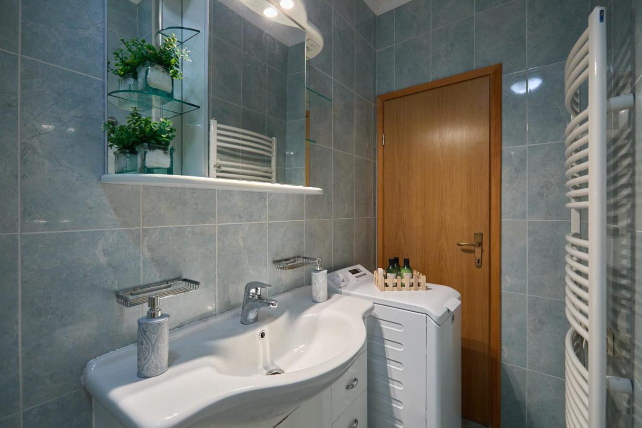 Apartman Ani Mlini Exterior photo